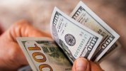 hand-holding-money-iStock-910156410.jpg hand-holding-money-iStock-910156410.jpg