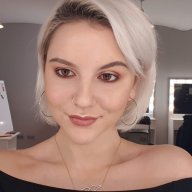 Sasha Santaluchia